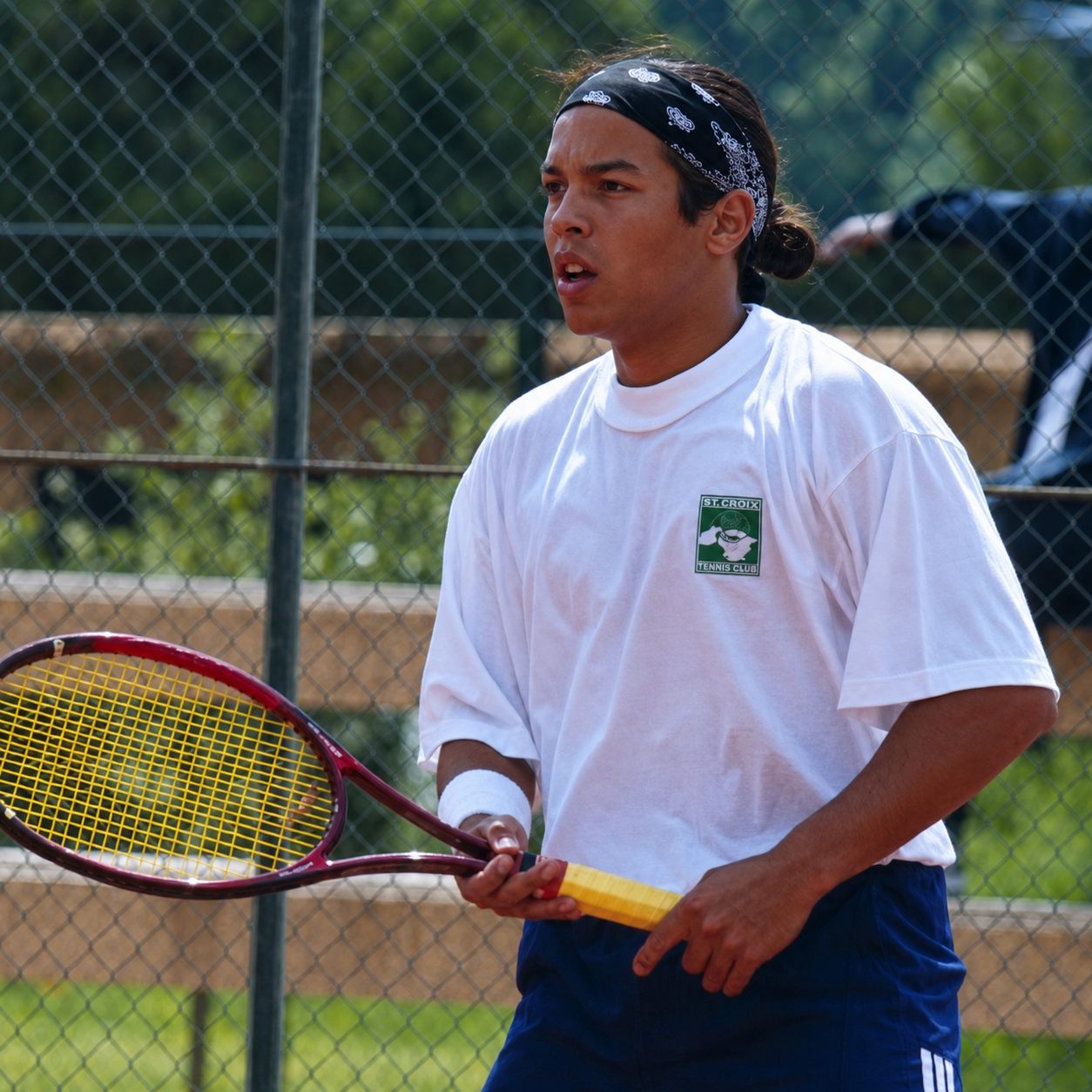 Hicham Arazi con T-shirt Tennis for Africa